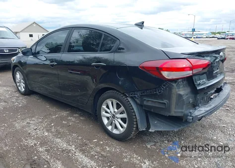 2017 Kia Forte S из США, поврежденный, VIN 3KPFL4A7XHE140547